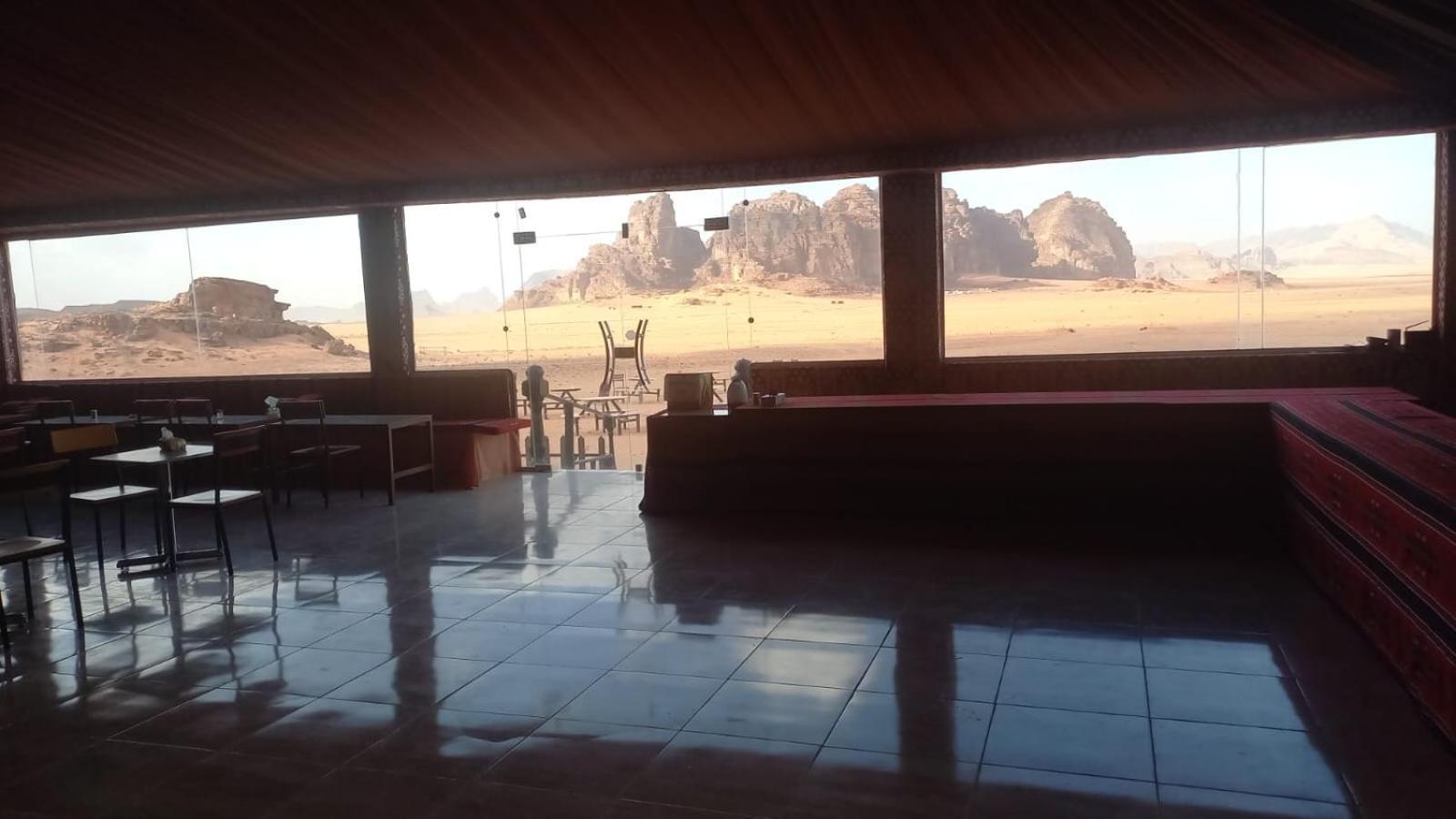 瓦迪拉姆 Al Raha Luxury Camp酒店 外观 照片