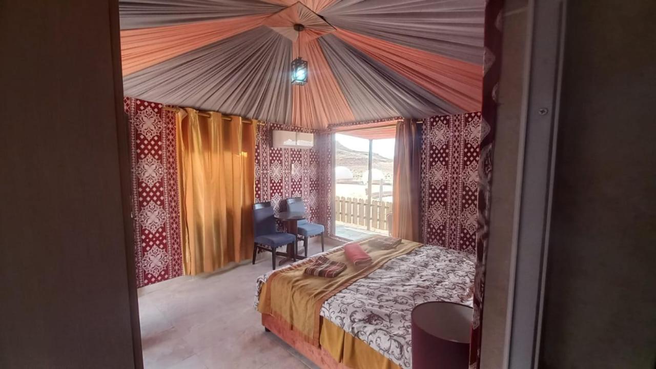 瓦迪拉姆 Al Raha Luxury Camp酒店 外观 照片