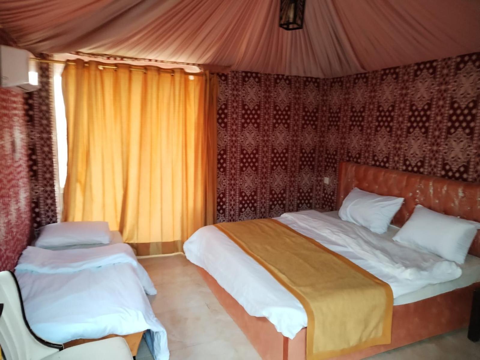 瓦迪拉姆 Al Raha Luxury Camp酒店 外观 照片