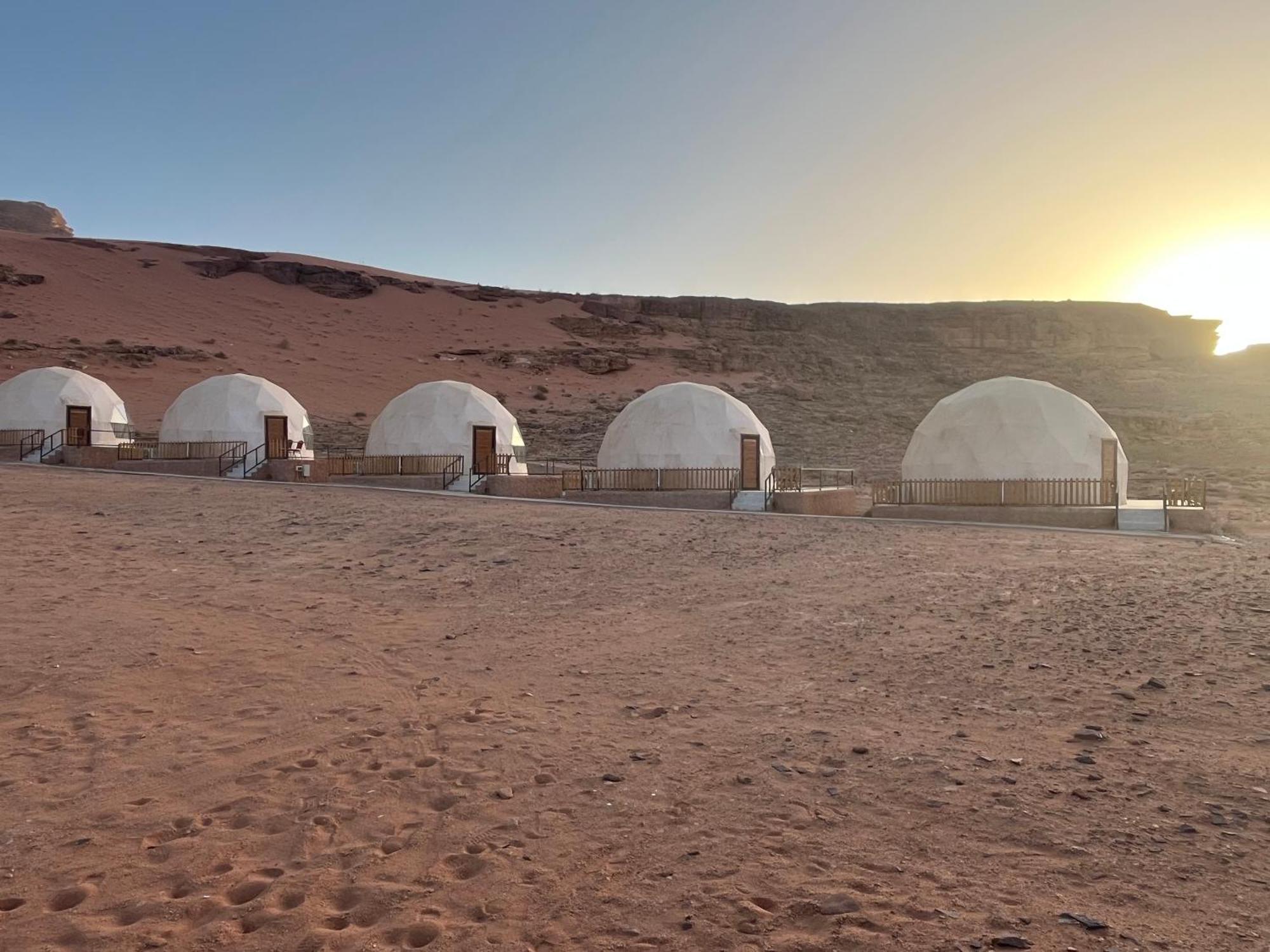 瓦迪拉姆 Al Raha Luxury Camp酒店 外观 照片